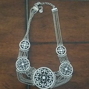 Beautiful rhinestone choker necklace
